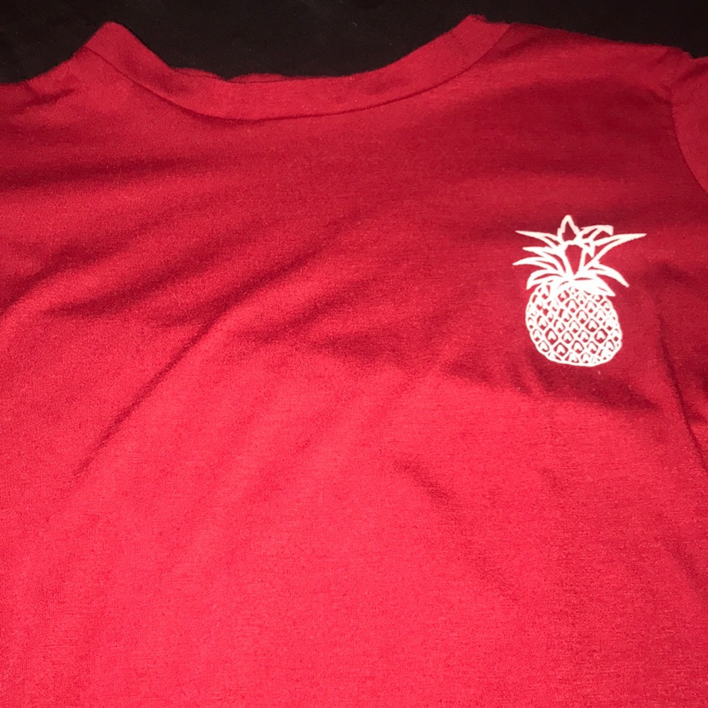Pineapple tee